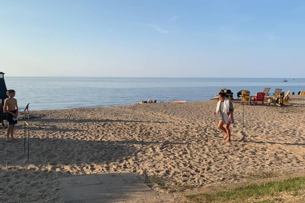 Maison Sur Le Lac Desbiens Екстериор снимка