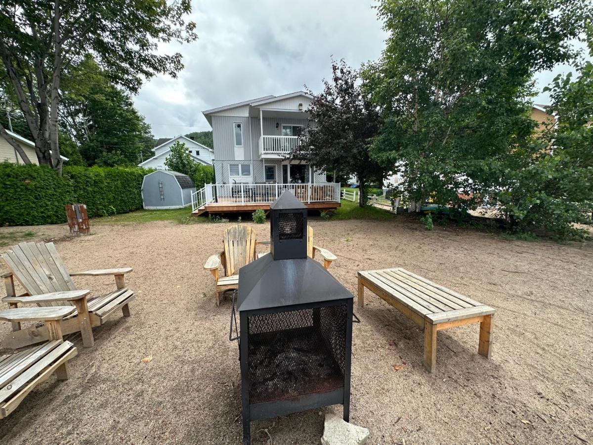 Maison Sur Le Lac Desbiens Екстериор снимка